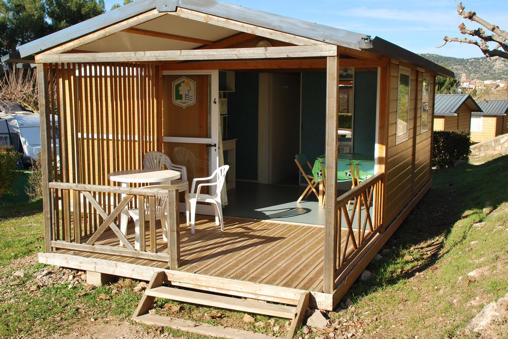 Montsant Park Camping & Bungalow Ulldemolins Номер фото