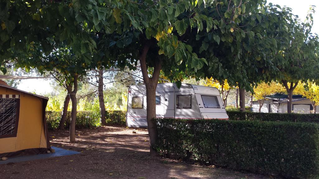 Montsant Park Camping & Bungalow Ulldemolins Екстер'єр фото