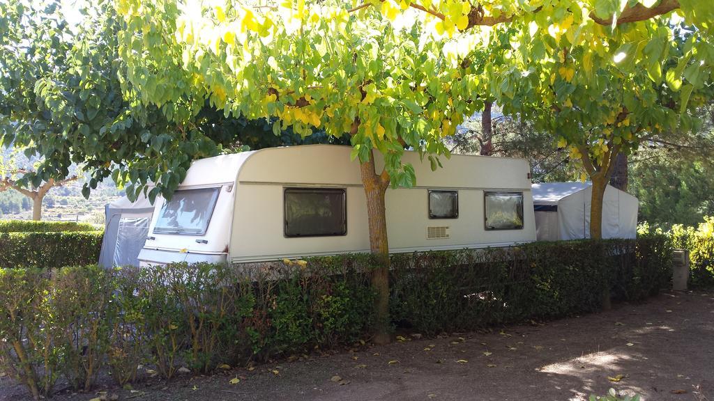 Montsant Park Camping & Bungalow Ulldemolins Екстер'єр фото